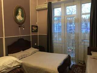 Отель Gutsa Artists Mini-Hotel Тбилиси Полулюкс-10