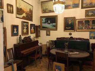 Отель Gutsa Artists Mini-Hotel Тбилиси-2