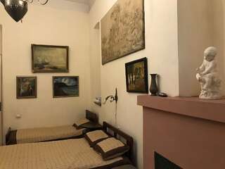 Отель Gutsa Artists Mini-Hotel Тбилиси Полулюкс-18