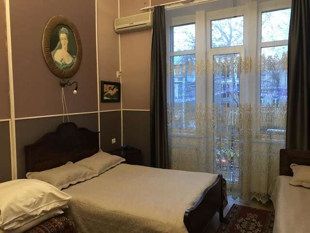 Отель Gutsa Artists Mini-Hotel Тбилиси-27