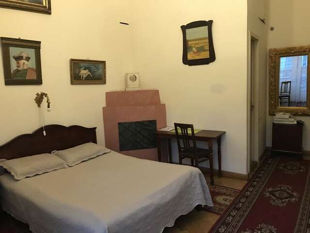 Отель Gutsa Artists Mini-Hotel Тбилиси-35